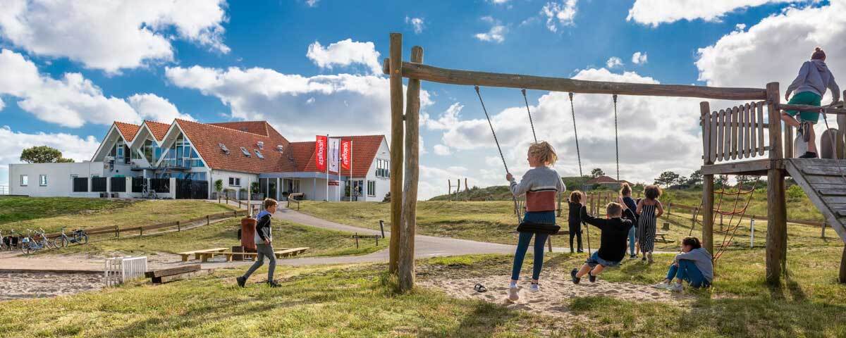 Kinder für das Hostel auf Terschelling
